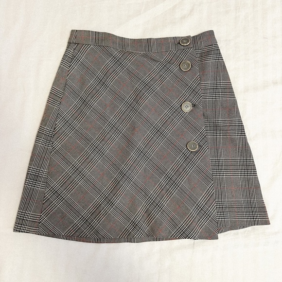 Zara Plaid Skirt - Picture 2 of 4